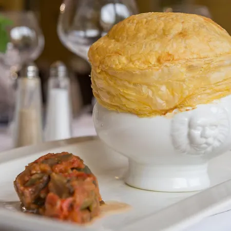 Hotel Logis Restaurant De La Poste Tence